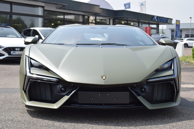 Lamborghini Revuelto (Bild 16)