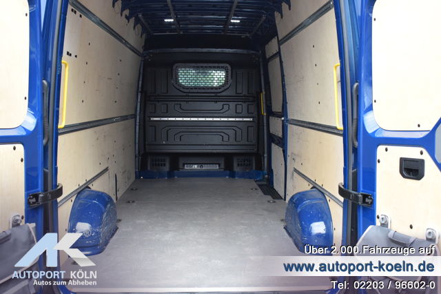 Volkswagen Crafter (Bild 21)