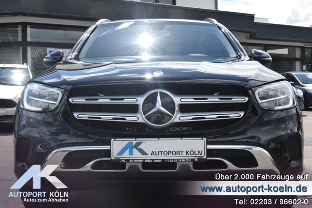 Mercedes-Benz GLC 300 (Bild 2)