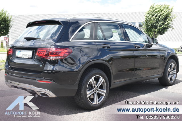 Mercedes-Benz GLC 300 (Bild 8)