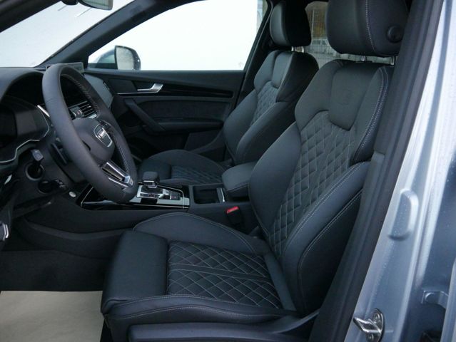 Audi SQ5 (Bild 10)