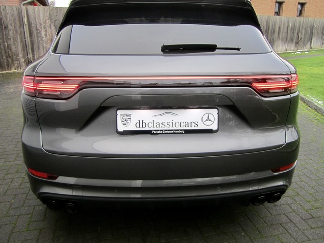 Porsche Cayenne Turbo S E-Hybrid SOLD VERKAUFT! (Bild 5)