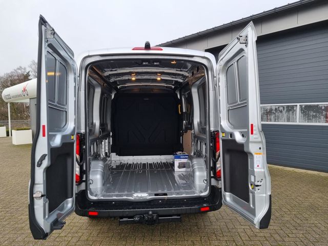 Ford Transit (Bild 11)