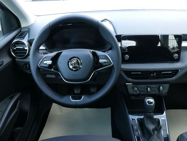 Skoda Fabia (Bild 12)