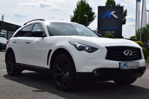 Infiniti QX70