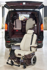 KLASSEN Mercedes-Benz V-Class VIP. V 300 d | Luxury VIP Van with Wheelchair. MVD_9041